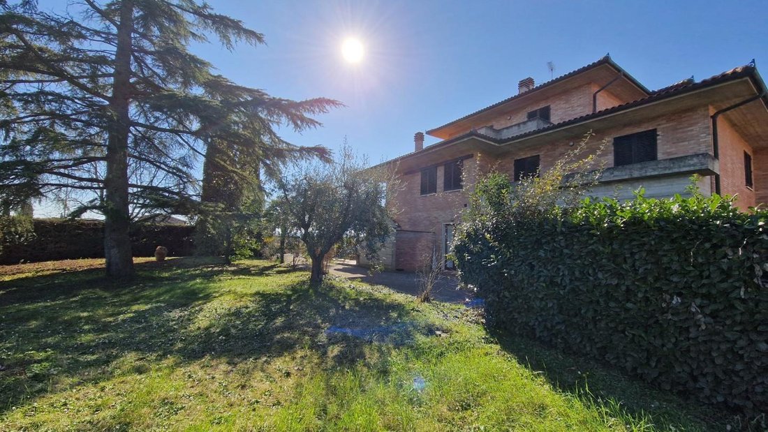 Villa in Colle di Val d'Elsa, Tuscany, Italy 2 - 17294549