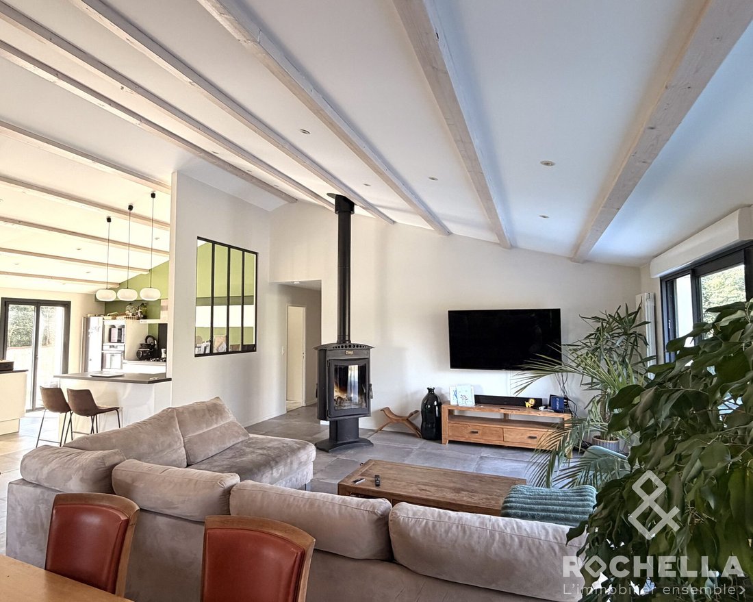 House in Bourg, Lagord, France 2 - 17298485