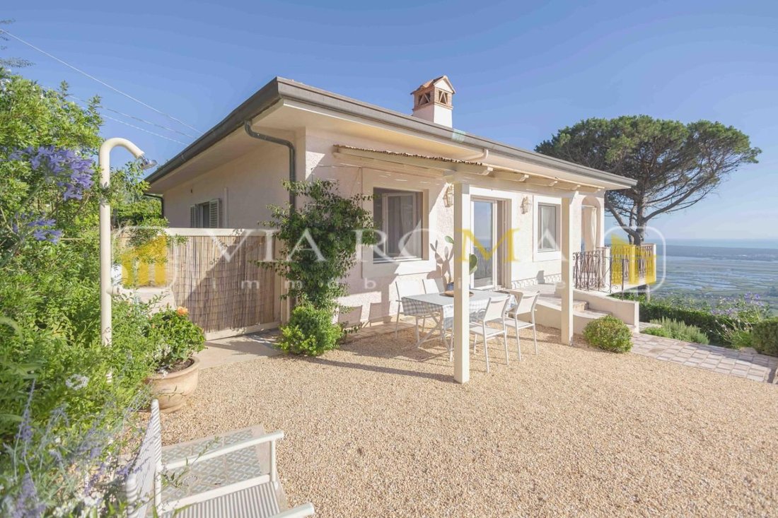 Villa in Pieve a Elici, Massarosa, Tuscany 4 - 17294303