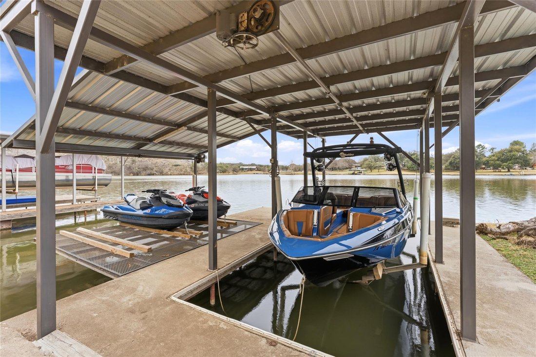 House in Llano, Texas, United States 2 - 17297344