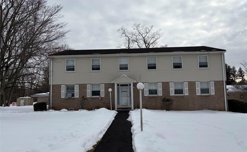 House in Valley Cottage, New York, United States 1