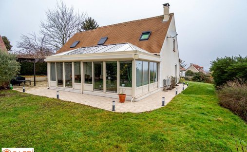 House in Sud Épône, Epone, France 1