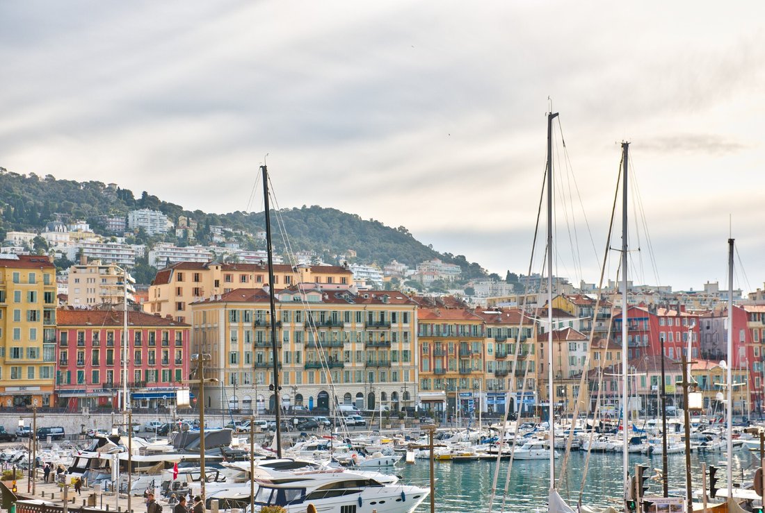 Apartment in Le Port, Nice, France 1 - 17282449
