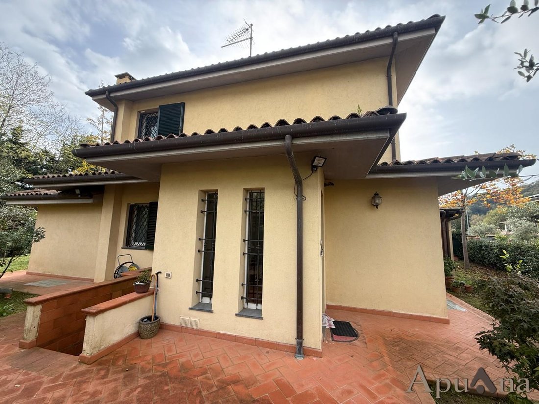 House in Romagnano, Massa, Tuscany 5 - 17294461