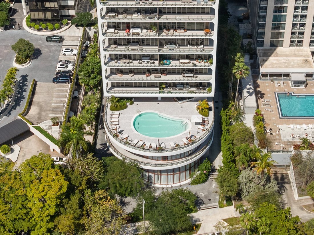 Condo in Miami, Florida, United States 5 - 17299569