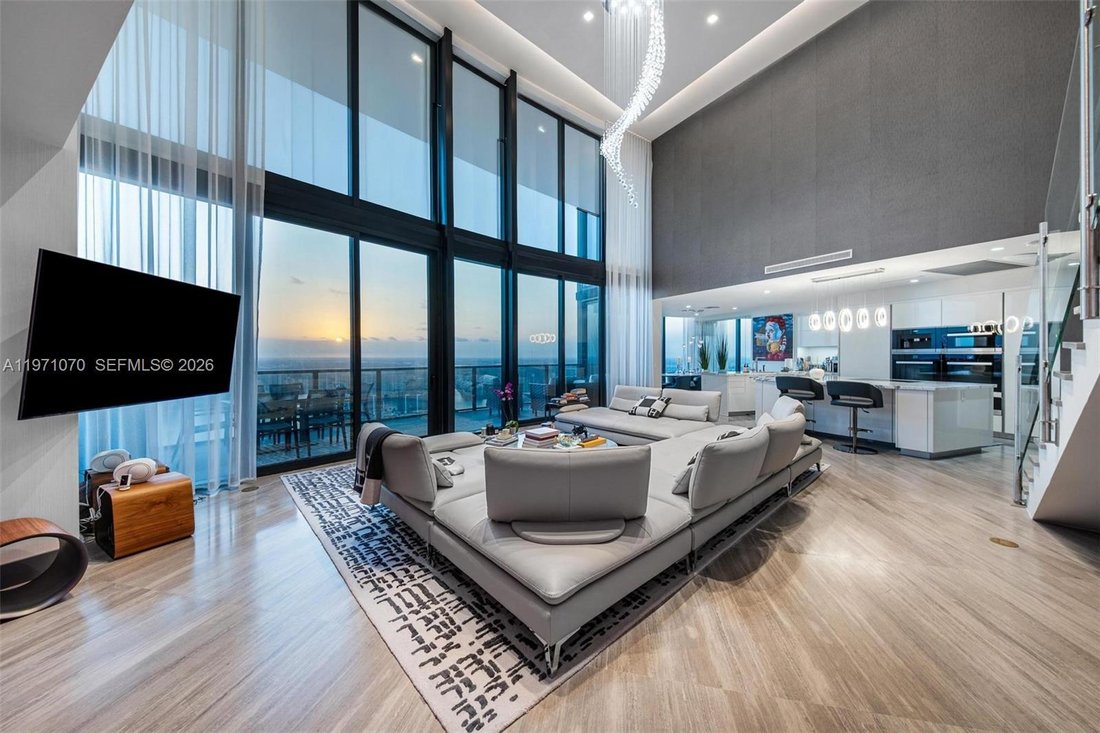 Condo in Sunny Isles Beach, Florida, United States 1 - 17296287