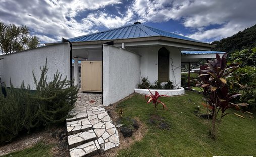Villa in Tahiti, Windward Islands, French Polynesia 1