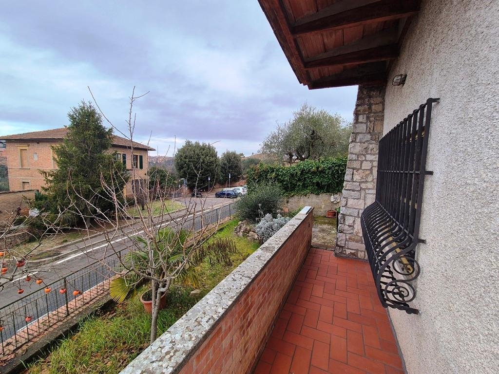 House in Porta Tufi - Porta Romana, Siena, Tuscany 3 - 17294263