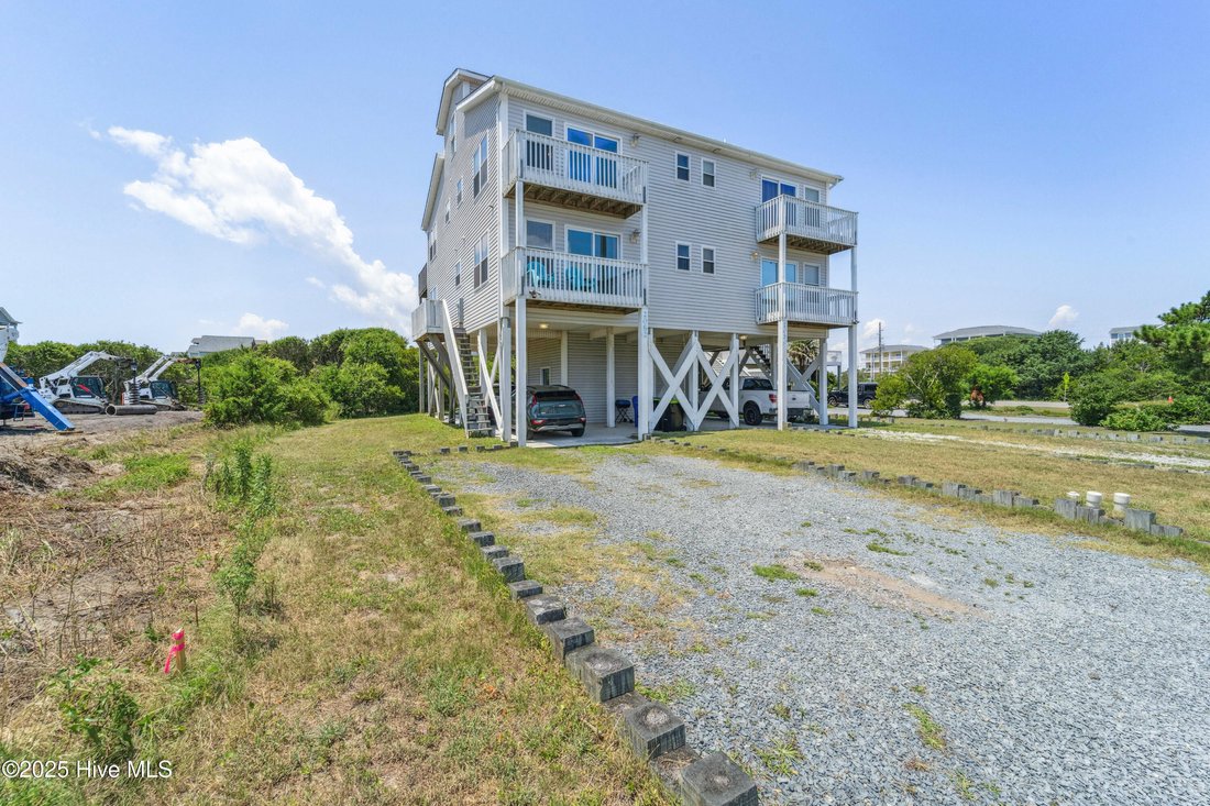 Townhouse in North Topsail Beach, North Carolina, United States 5 - 17296659