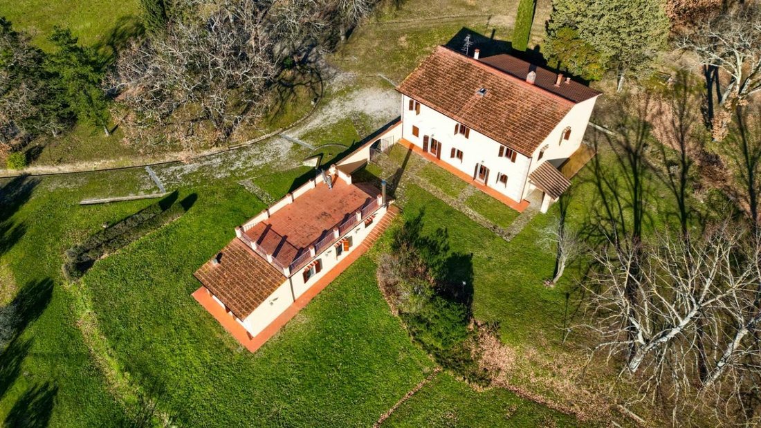 Villa in Scarperia e San Piero, Tuscany, Italy 1 - 17294374