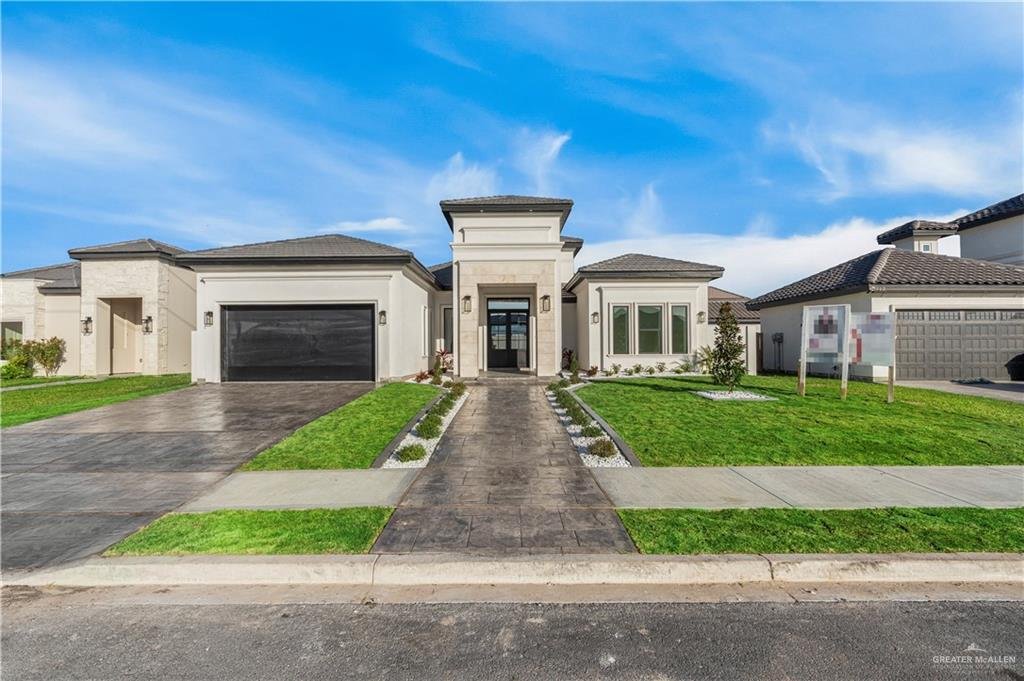 House in Edinburg, Texas, United States 3 - 17292837