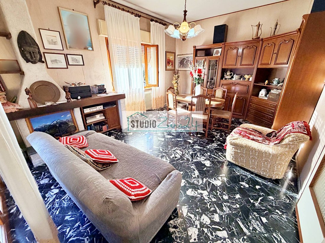 Villa in Seravezza, Tuscany, Italy 5 - 17298343