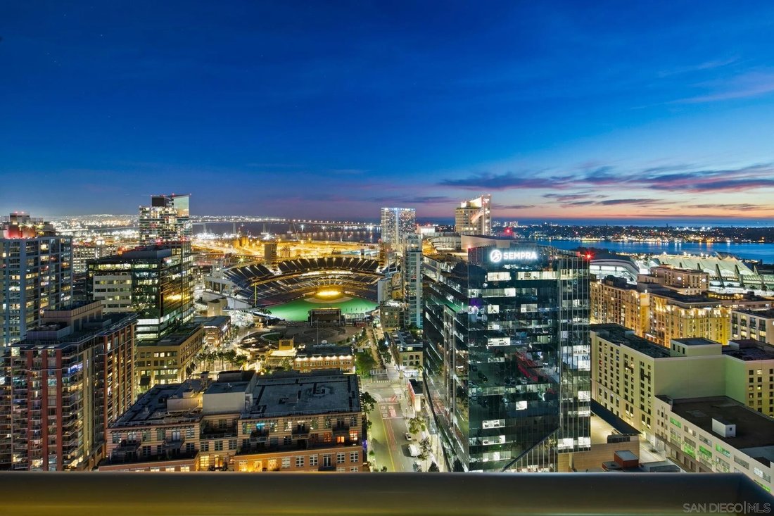 Condo in San Diego, California, United States 2 - 17299429