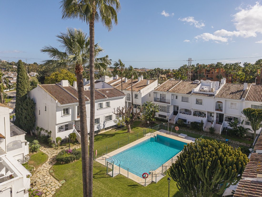 Townhouse in Nueva Andalucia, Marbella, Spain 3 - 17292941