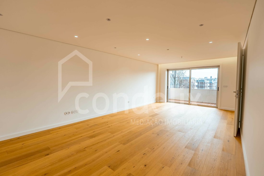 Apartment in Ramalde, Porto District, Portugal 1 - 17289918