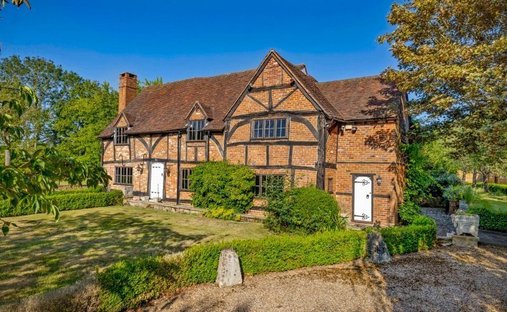 House in Maidens Green, Winkfield, England 1