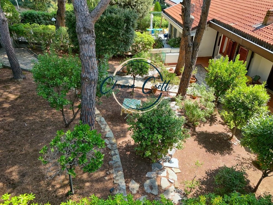 Villa in Livorno, Tuscany, Italy 2 - 17294775
