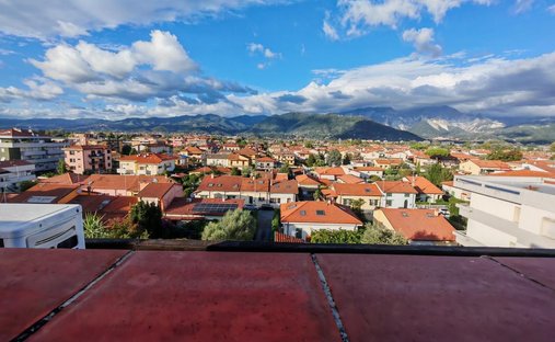 Penthouse in Carrara, Toskana, Italien 1