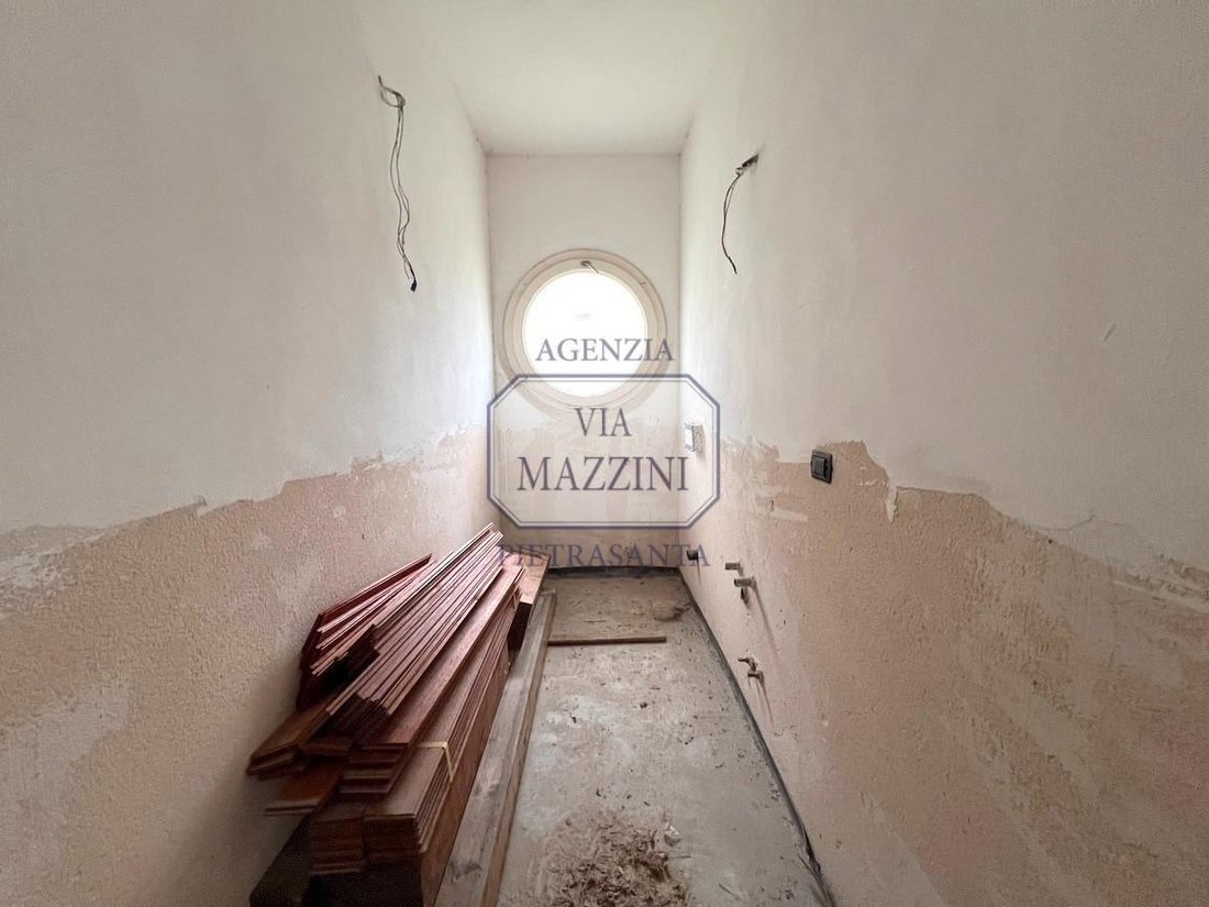 Villa in Seravezza, Tuscany, Italy 5 - 17294685