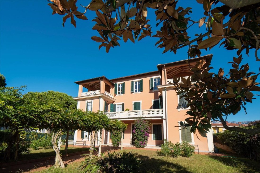 Villa in Bondano - Partaccia, Massa, Italy 1 - 17294907