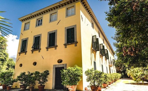 House in Historic Center, Lucca, Tuscany 1