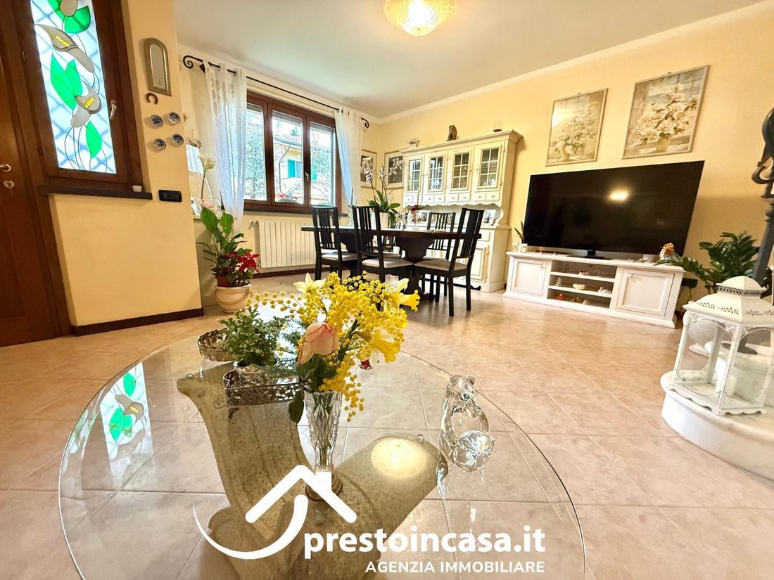 Country House in Vittoria Apuana, Forte dei Marmi, Tuscany 3 - 17294867
