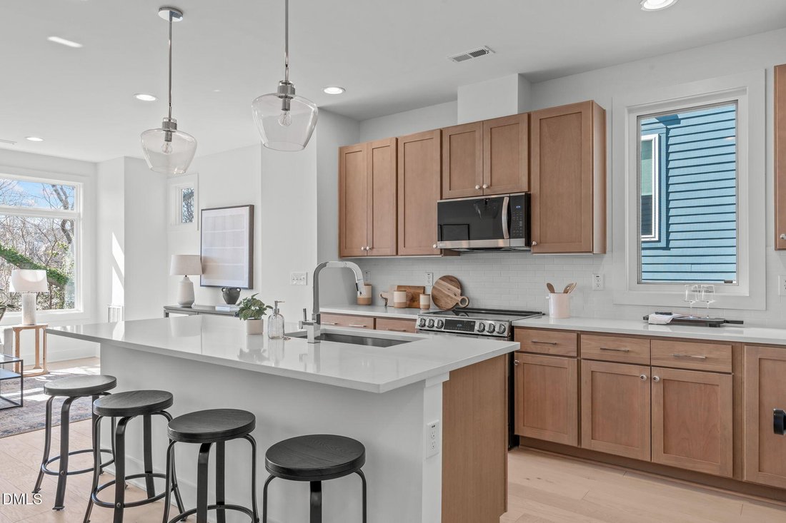 Townhouse in Raleigh, North Carolina, United States 5 - 17191580