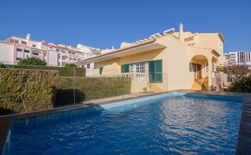 Villa in Portimao, Algarve, Portugal 1
