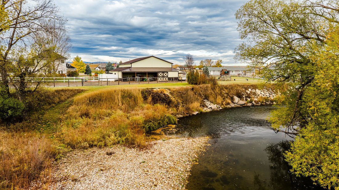 House in Sheridan, Wyoming, United States 2 - 17295857