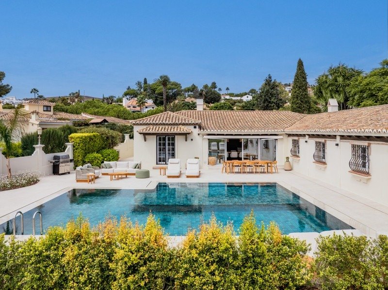 Villa in Benahavis, Andalusia, Spain 1 - 17298048