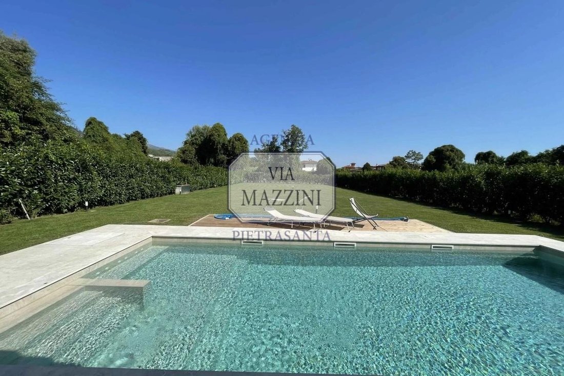 Villa in Pietrasanta, Tuscany, Italy 5 - 17294594