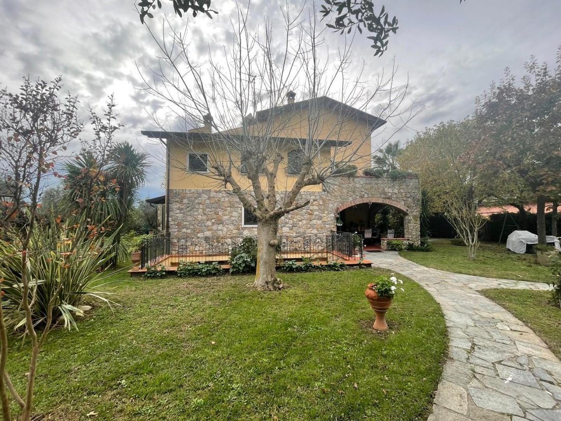 Villa in Isola, Casano, Liguria 3 - 17294544