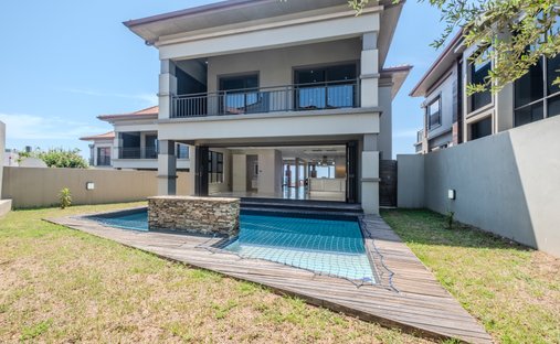 Townhouse in Blackburn, KwaZulu-Natal, South Africa 1