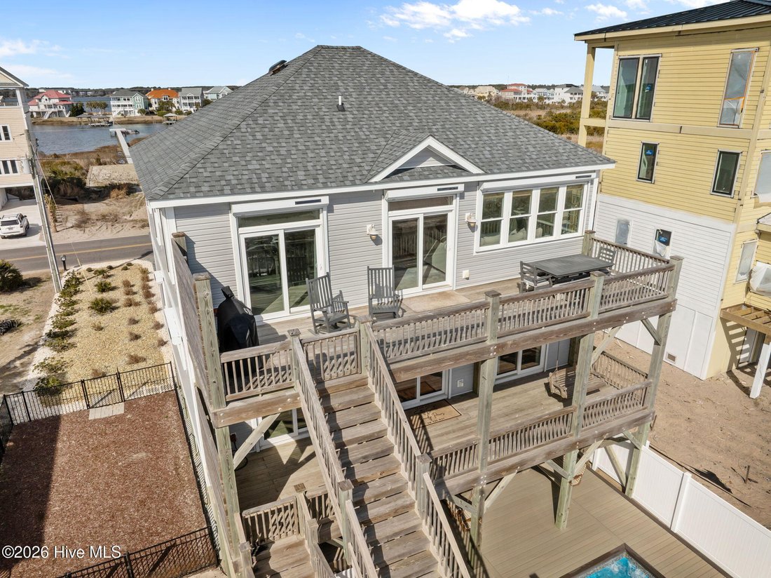 House in North Topsail Beach, North Carolina, United States 5 - 17296718