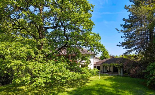 Villa in Linz, Upper Austria, Austria 1