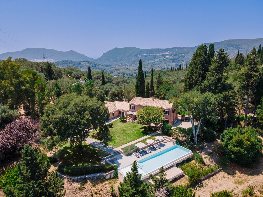 Estate in Corfu, Peloponnese, Western Greece and the Ionian, Greece 2 - 17300670