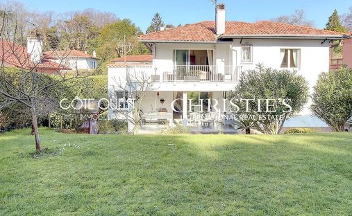 Villa in Centre Ville, Saint-Jean-de-Luz, France 1