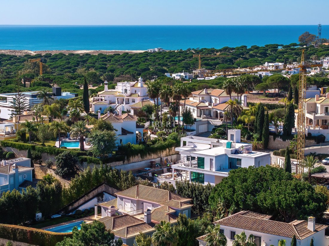 Villa in Quinta do Lago, Almancil, Portugal 1 - 15178308