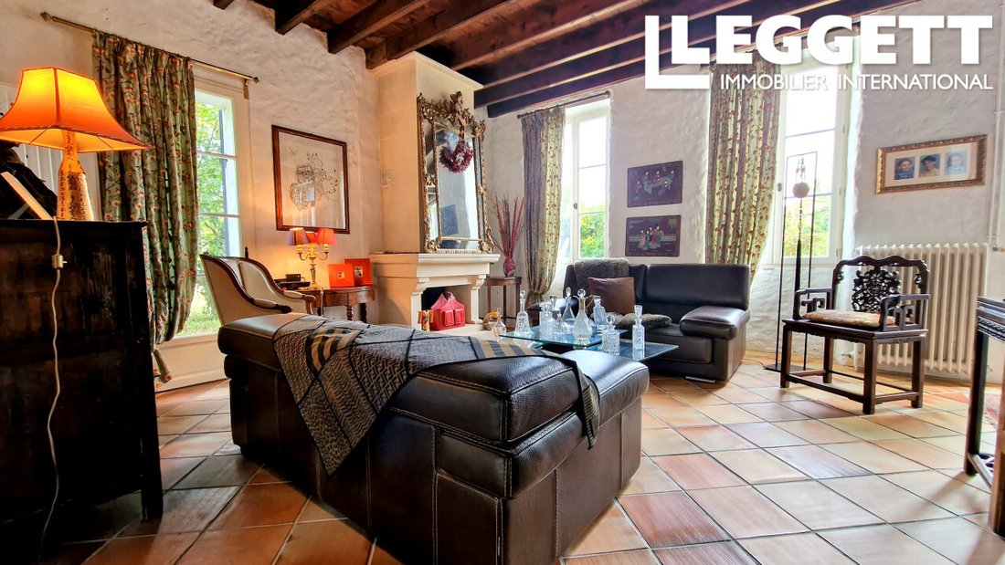House in Arsac, Nouvelle-Aquitaine, France 1 - 14330558