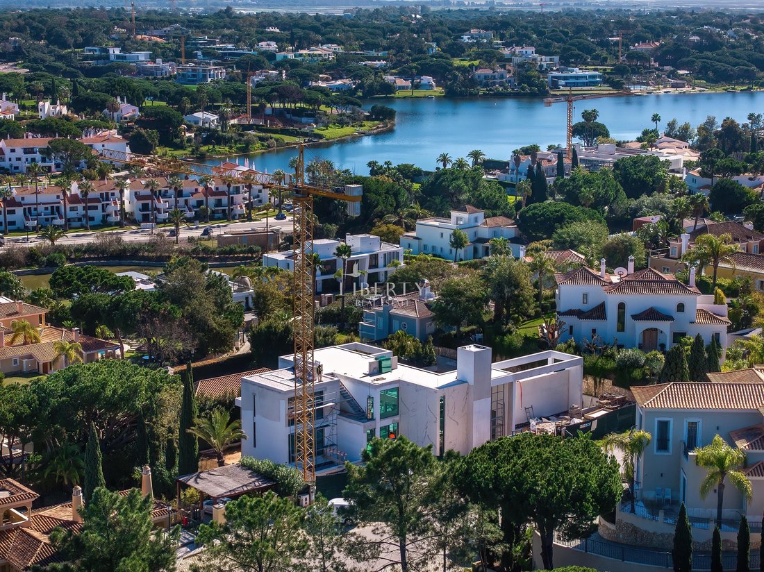 Villa in Quinta do Lago, Almancil, Portugal 5 - 15178308