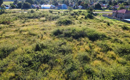 Land in Akasia, Gauteng, South Africa 1