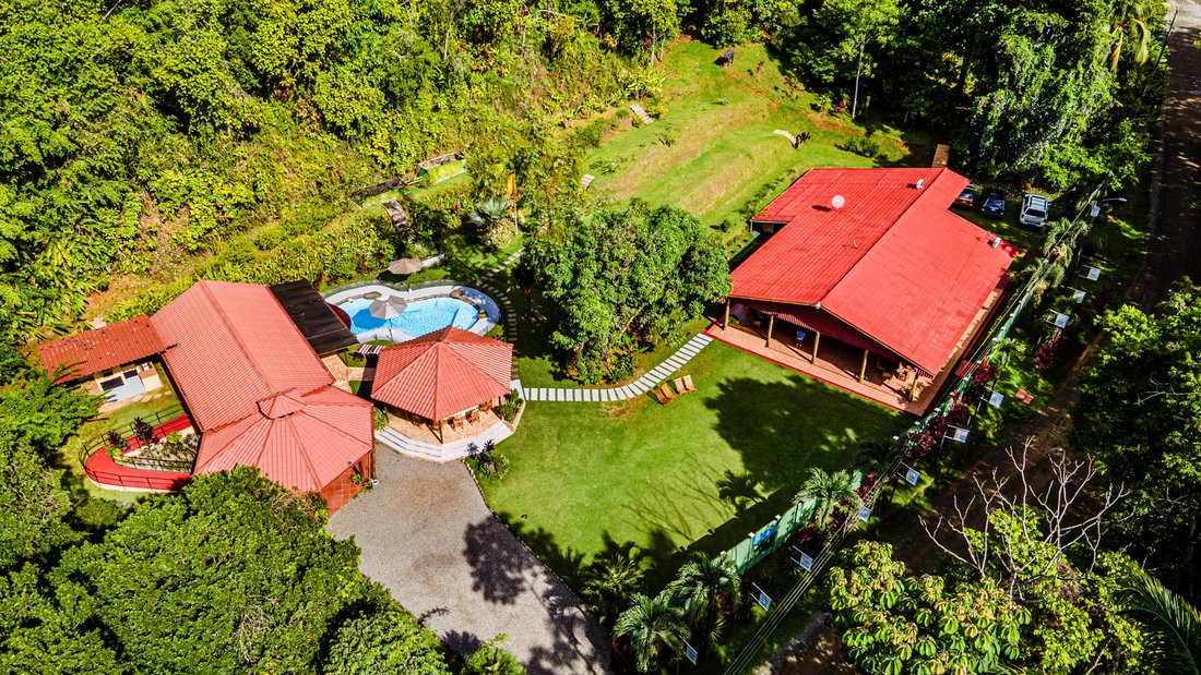 Estate in Dominical, Puntarenas Province, Costa Rica 5 - 17300077