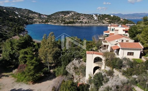 House in Sofiko Community, Solygeia, Greece 1