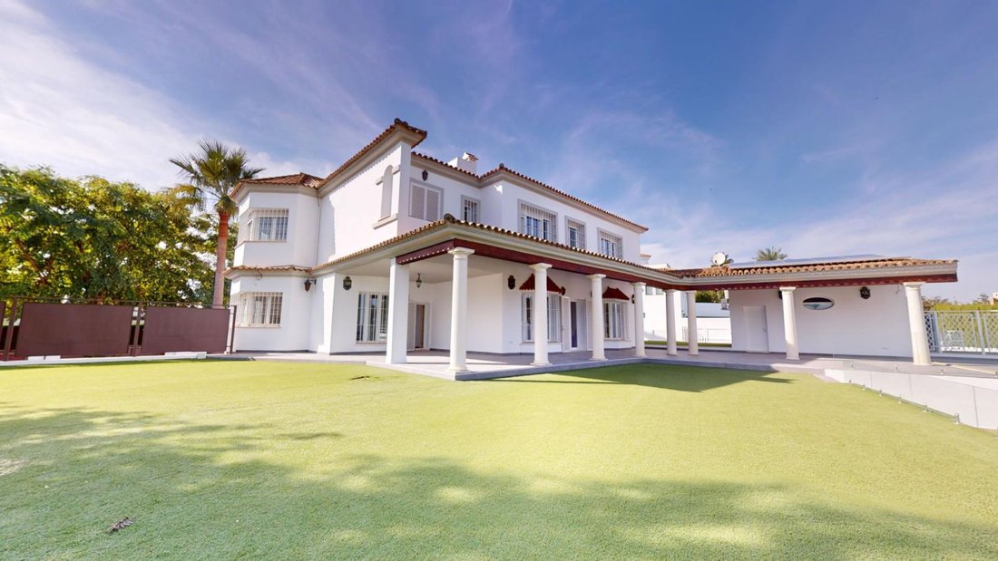 Chalet in Bormujos, Andalusia, Spain 2 - 14810230