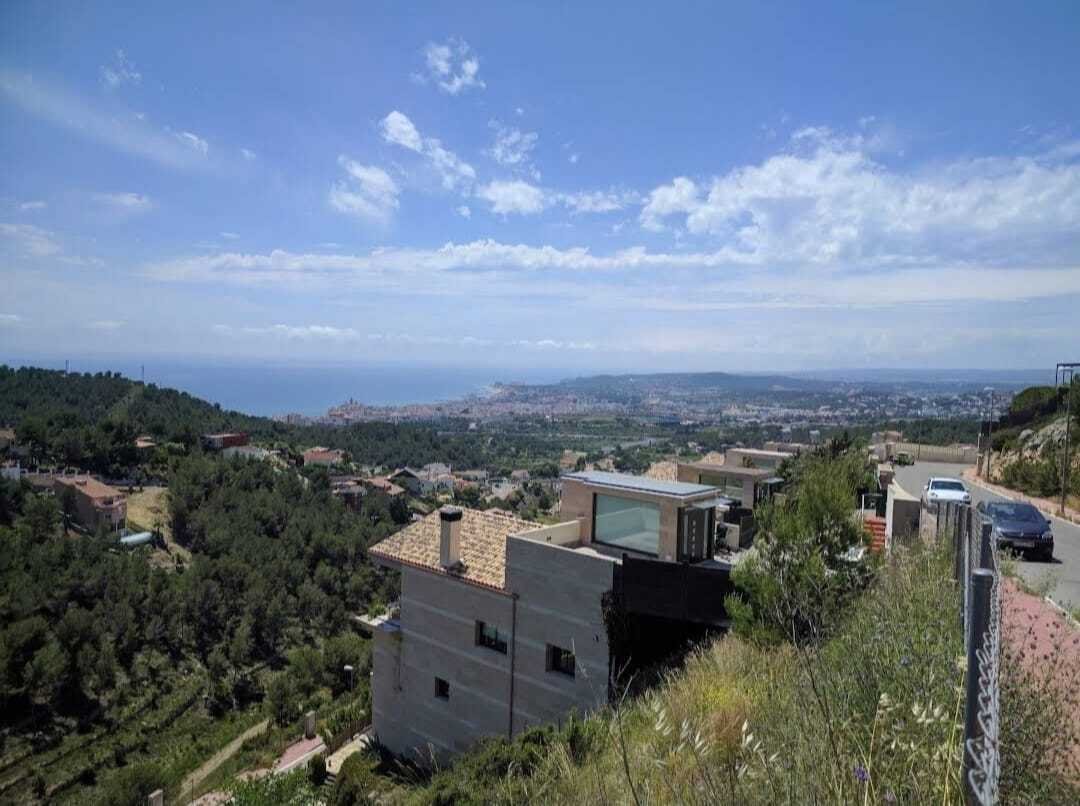 Land in Sitges, Catalonia, Spain 2 - 17301159