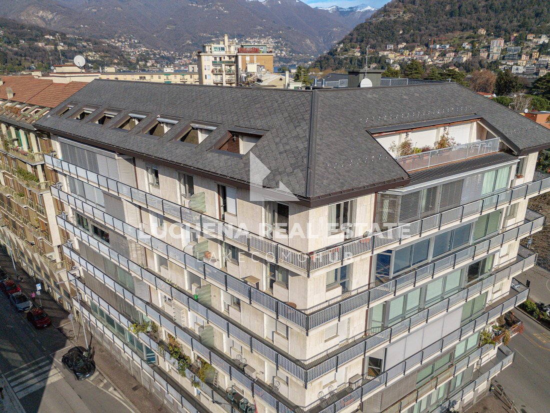 Apartment in Western Lake Center, Como, Lombardy 2 - 17300983