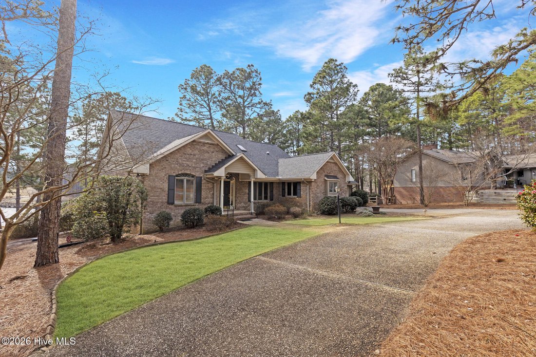 House in Seven Lakes, North Carolina, United States 2 - 17193636