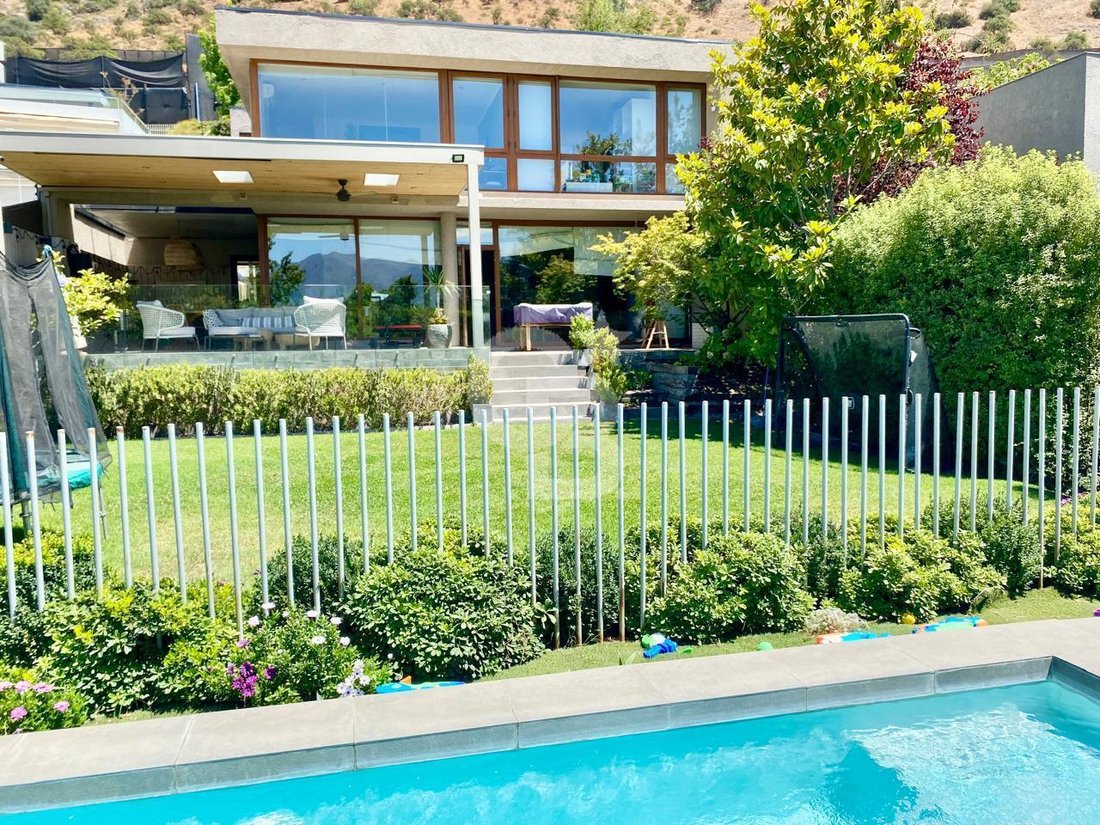 House in Lo Barnechea, Santiago Metropolitan Region, Chile 1 - 17301091
