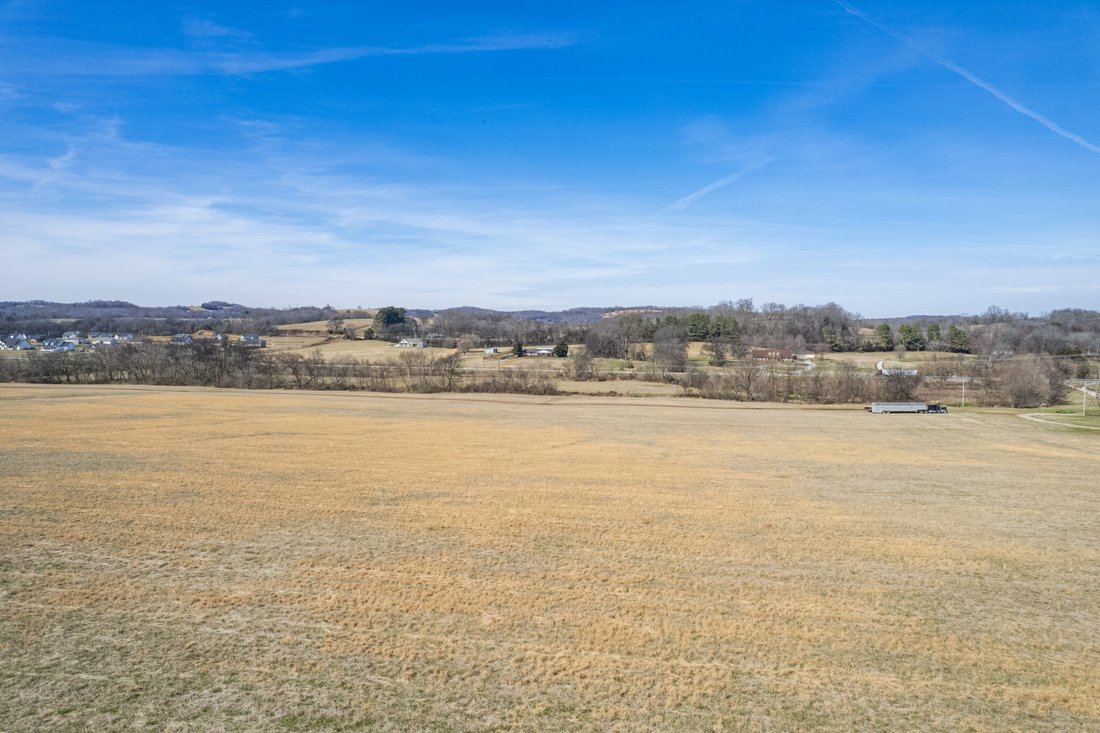 Farm Ranch in Belfast, Tennessee, United States 2 - 17301798