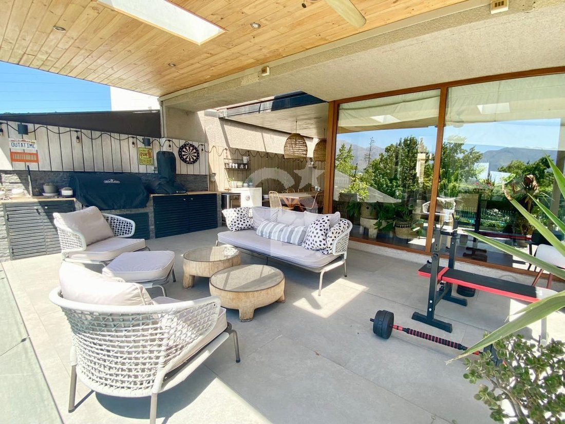 House in Lo Barnechea, Santiago Metropolitan Region, Chile 5 - 17301091